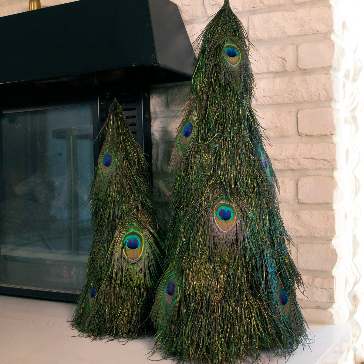 Peacock Flue 24" Tree w/Peacock Eyes ON WOOD Frame