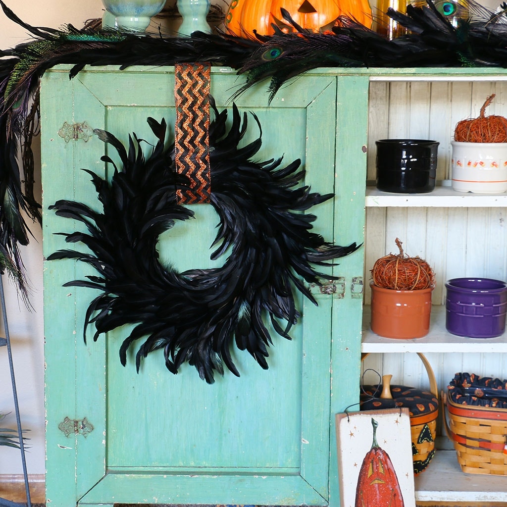 Black Feather Wreath