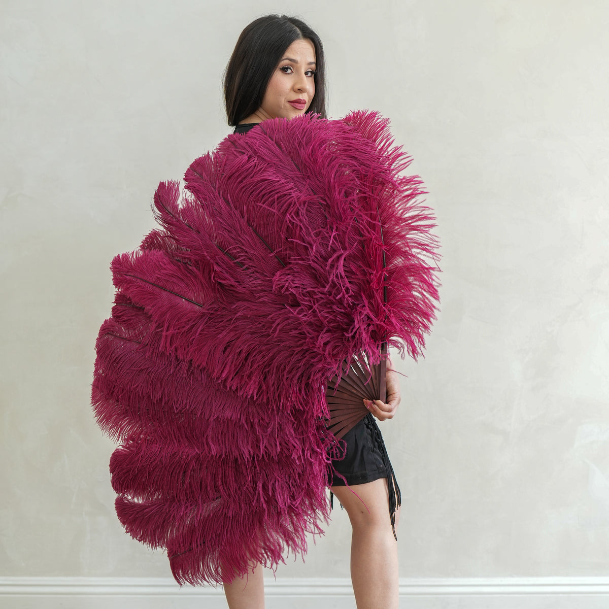 Ostrich Fan with Prime Femina Ostrich Feathers - Burgundy