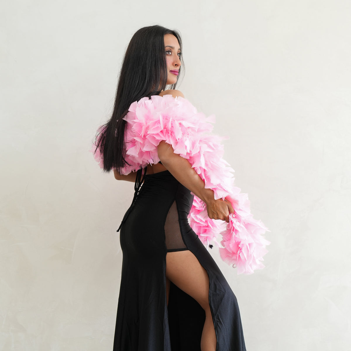 Turkey Feather Boa 6-8" - Candy Pink
