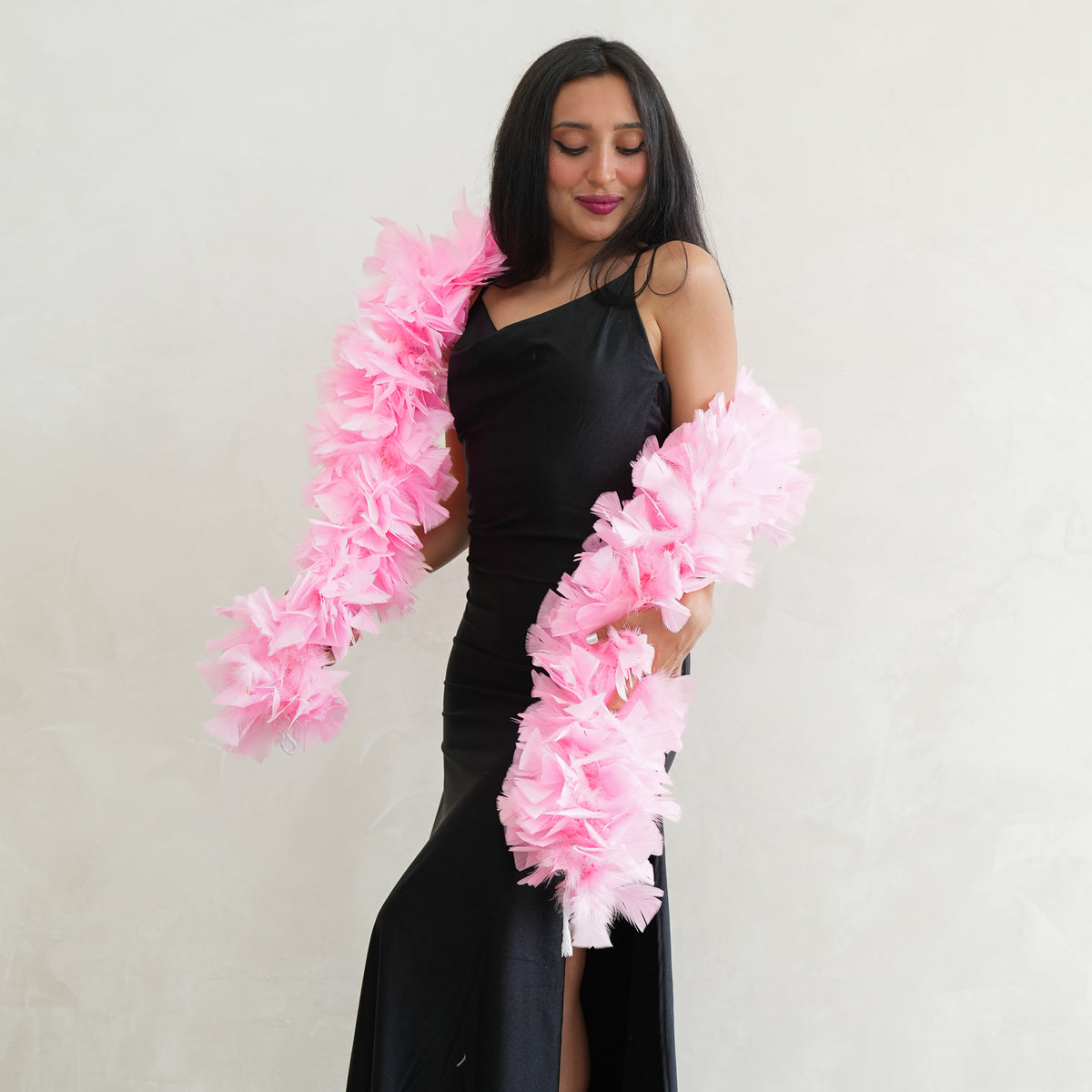 Turkey Feather Boa 6-8" - Candy Pink