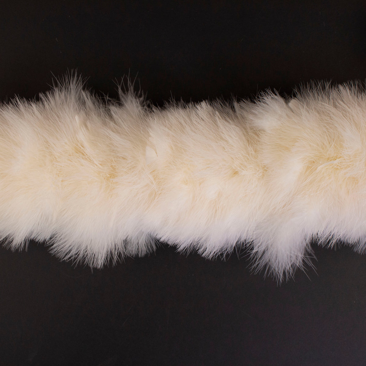 Marilyn Feather Boa - Ivory