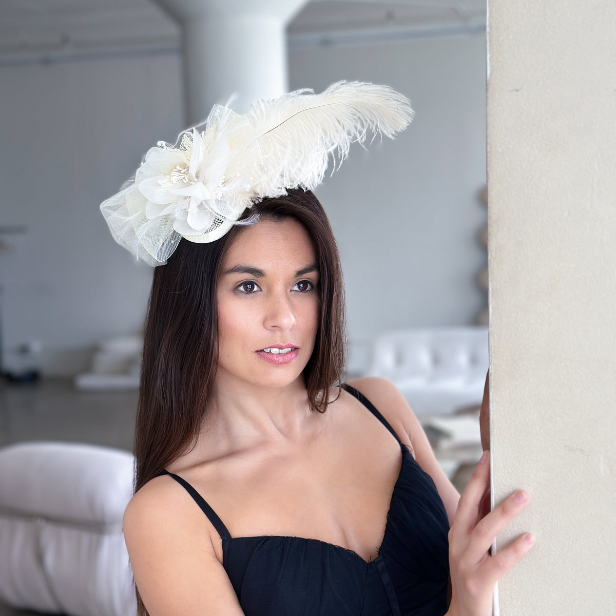 Clara Ivory Ostrich Feather Fascinator