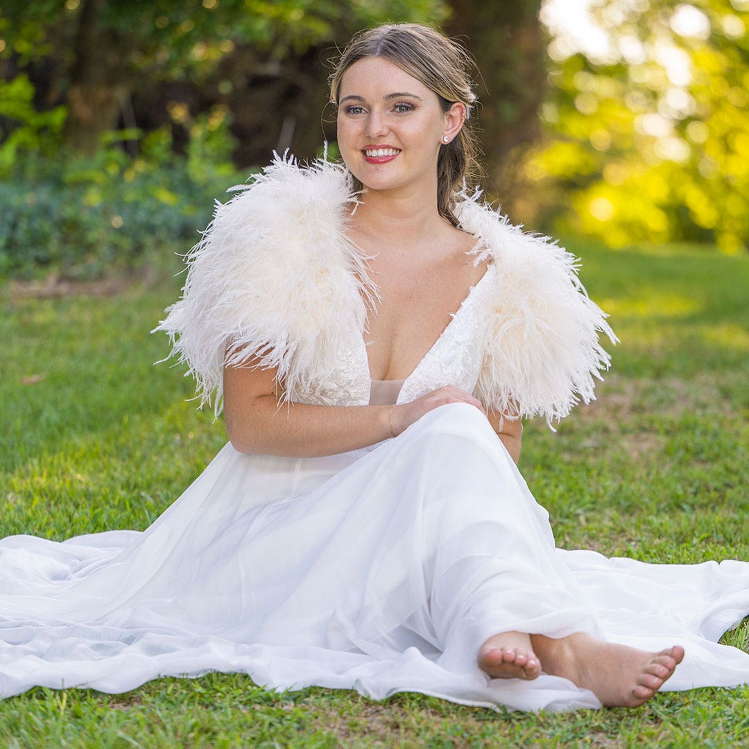 Large Ostrich Feather Bolero Shoulder Wrap / Coat-Ivory