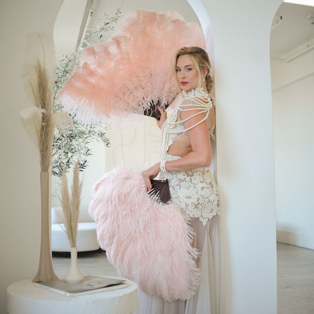 Ostrich Fan with Prime Ostrich Femina Feathers - Champagne
