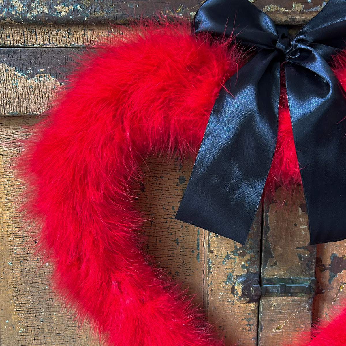Decorative Red Heart Shaped Feather Wreath Wall Art