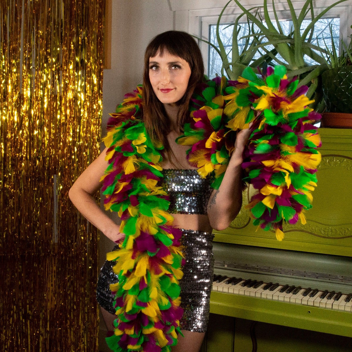 Turkey Feather Boa 6-8"- Mardi Gras Mix