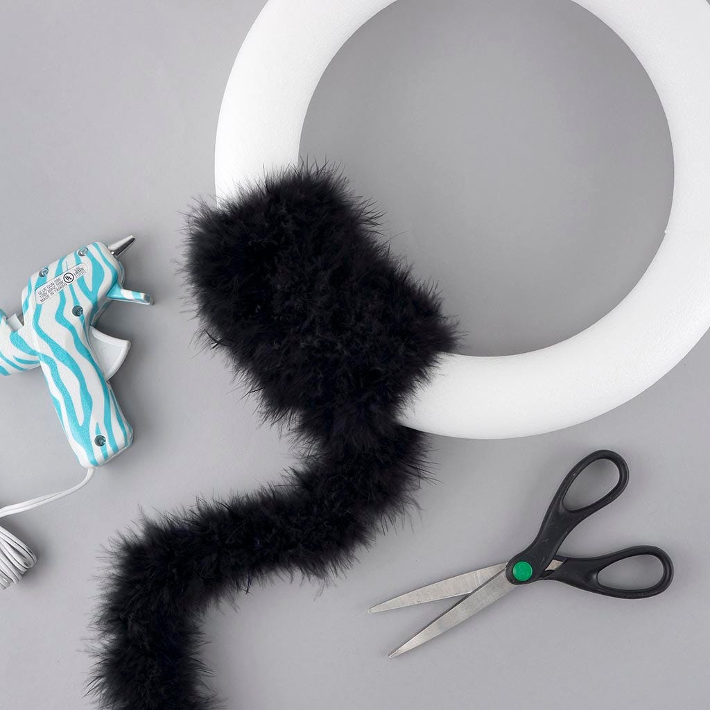 Thin Marabou Feather Boa - Ivory