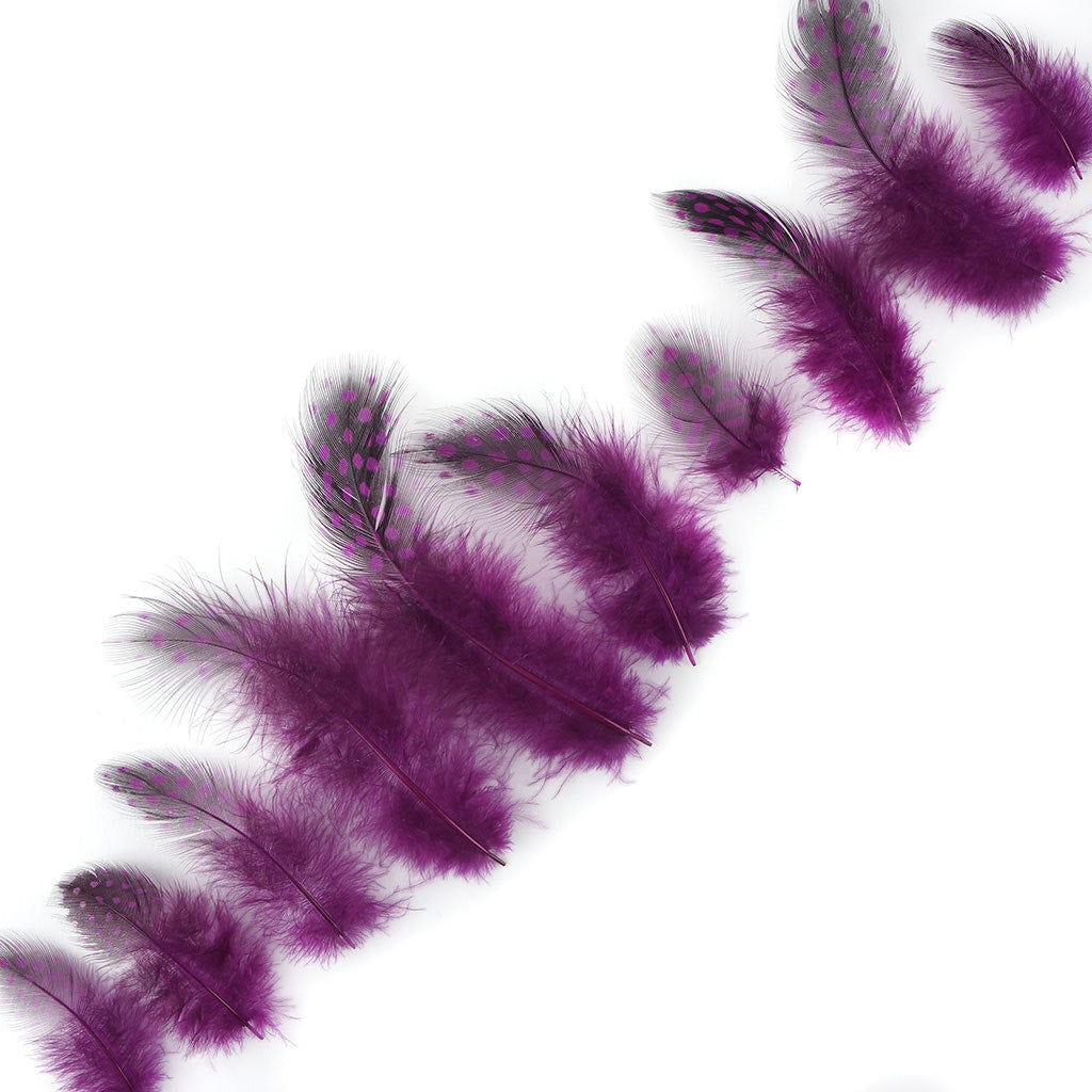 Loose Guinea Plumage Dyed - Very Berry - 0.1 oz (approx. 50 pcs)