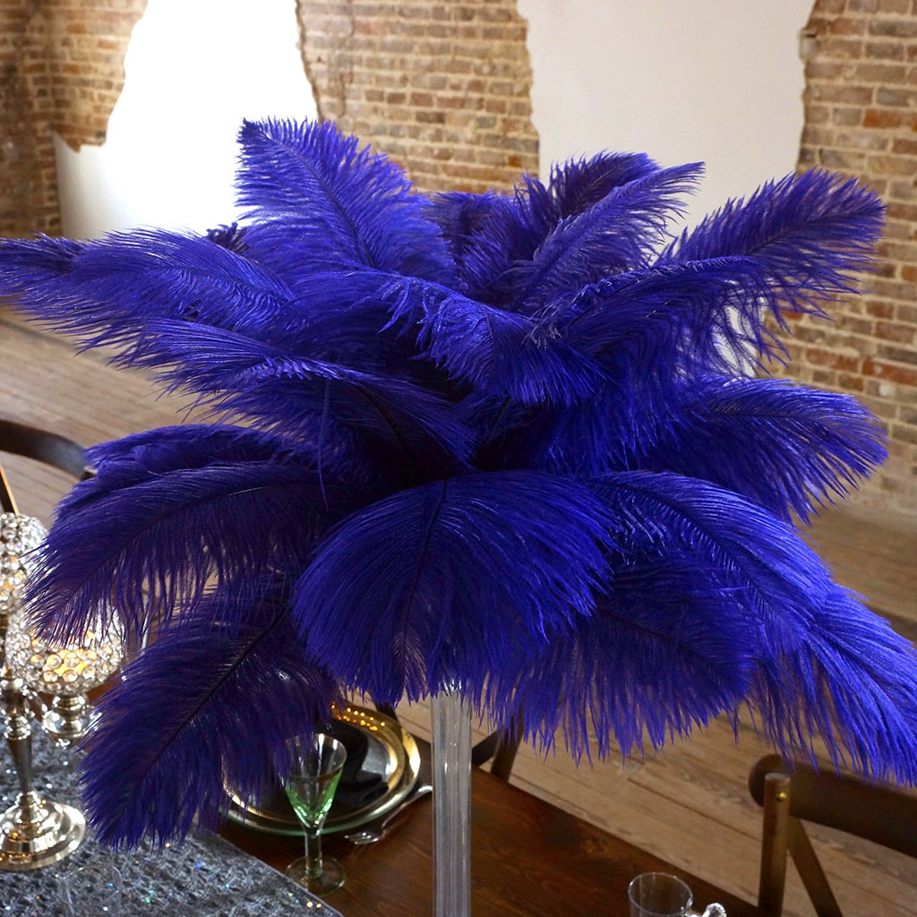 Ostrich Eiffel Tower Centerpiece Regal w/Clear Vase