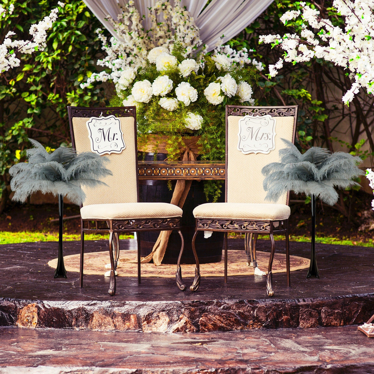 Ostrich Eiffel Tower Centerpiece Silver w/Black Vase