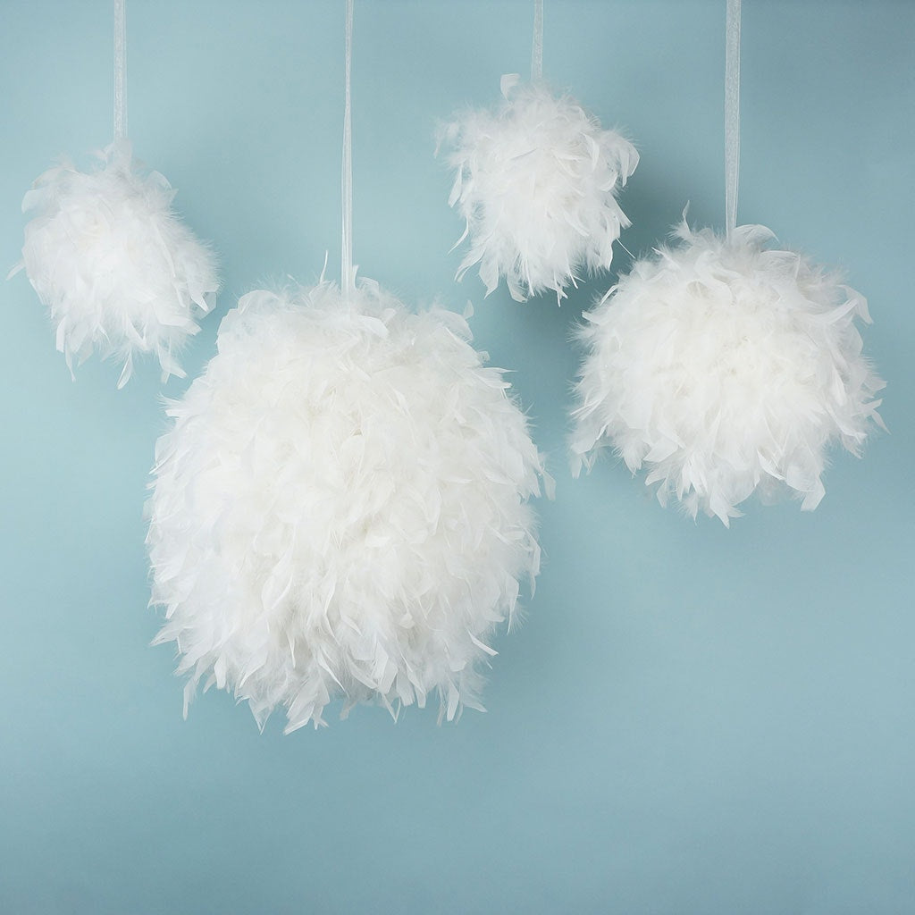 Chandelle Feather Pom Poms - White - 18"